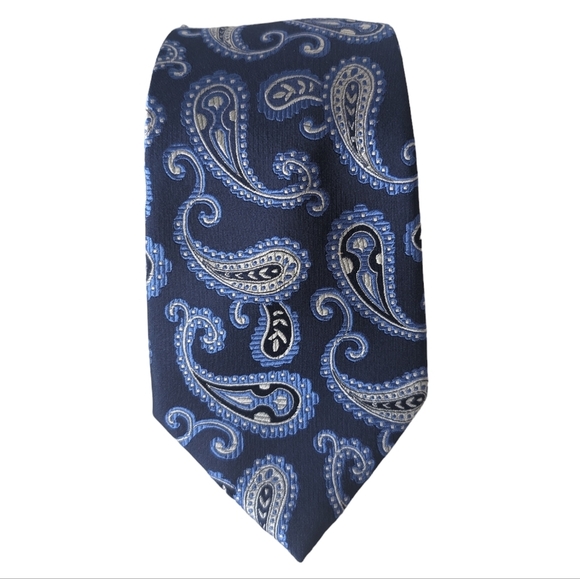 Yves Saint Laurent 100% Silk Paisley Blue Tie...59x3